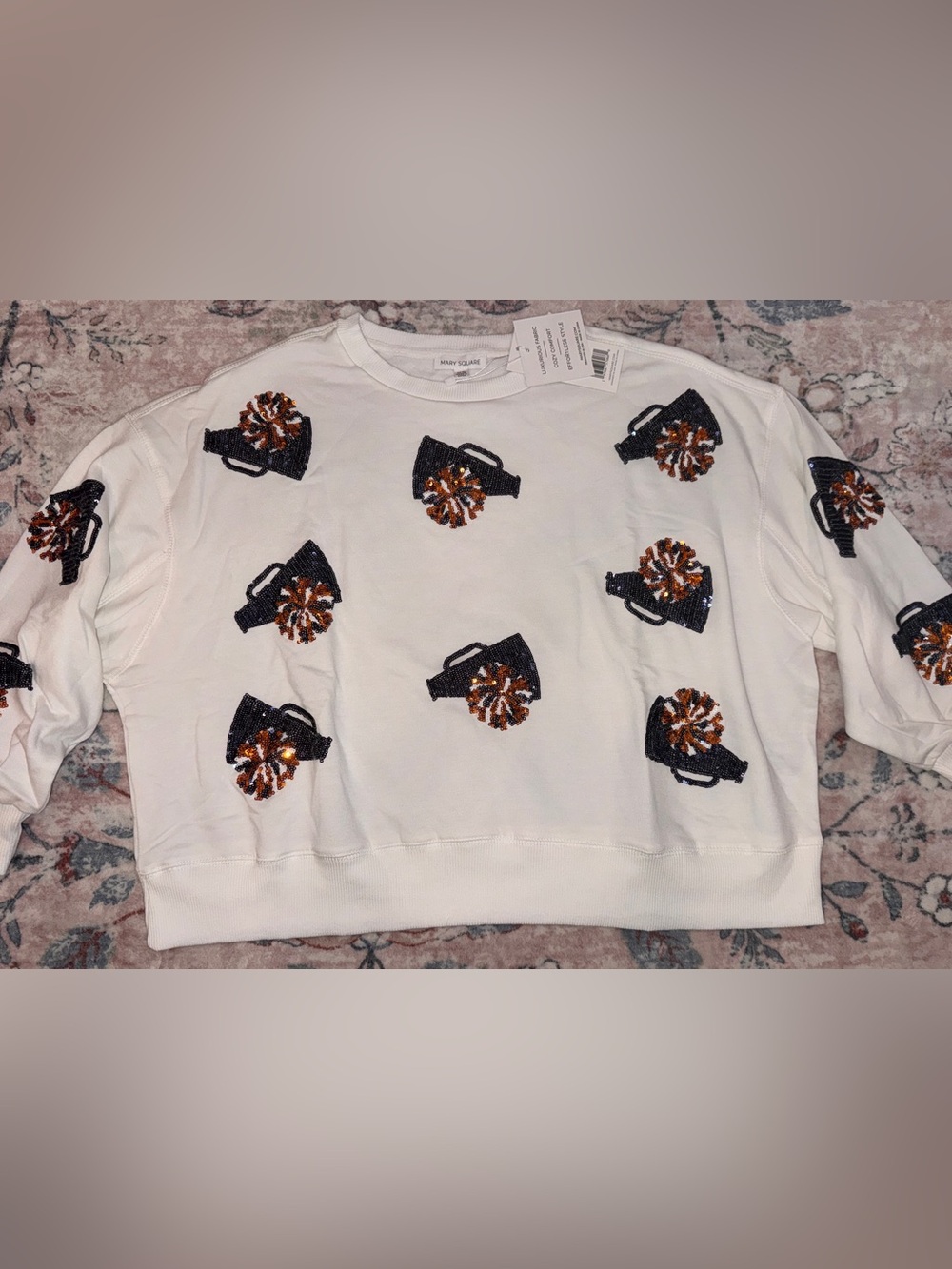 Mary Square White Sequin Pom-Pom Megaphone oversized Sweatshirt. XS
